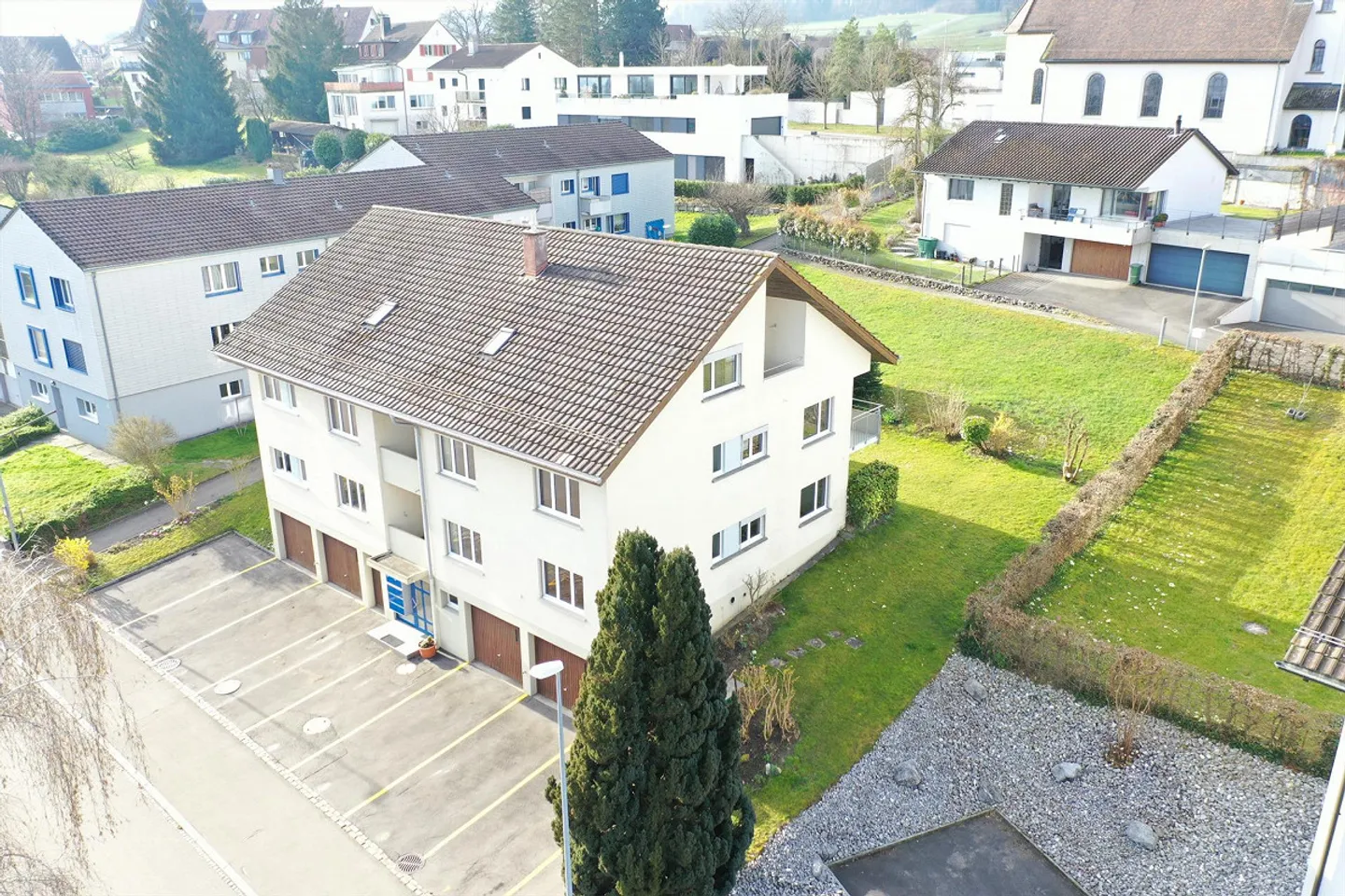 2.5 Attic Apartment - Pets Allowed - Photo 10 of 10