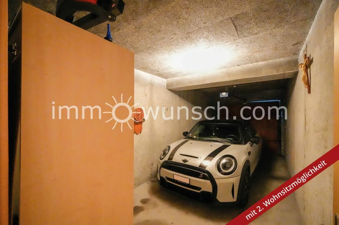 Charmante propriété de 2 ½ pièces (3 ½ pièces) en penthouse, avec possibilité de 2ème résidence - Photo 3 sur 20