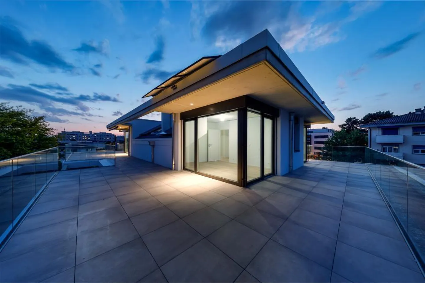Unique ! Nouveau penthouse, disponible immédiatement ! - Photo 8 sur 12