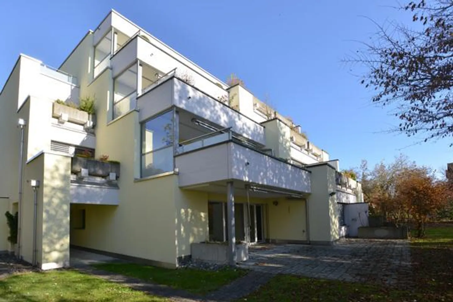 Place de Parking Intérieure à Uitikon - Photo 1 sur 1