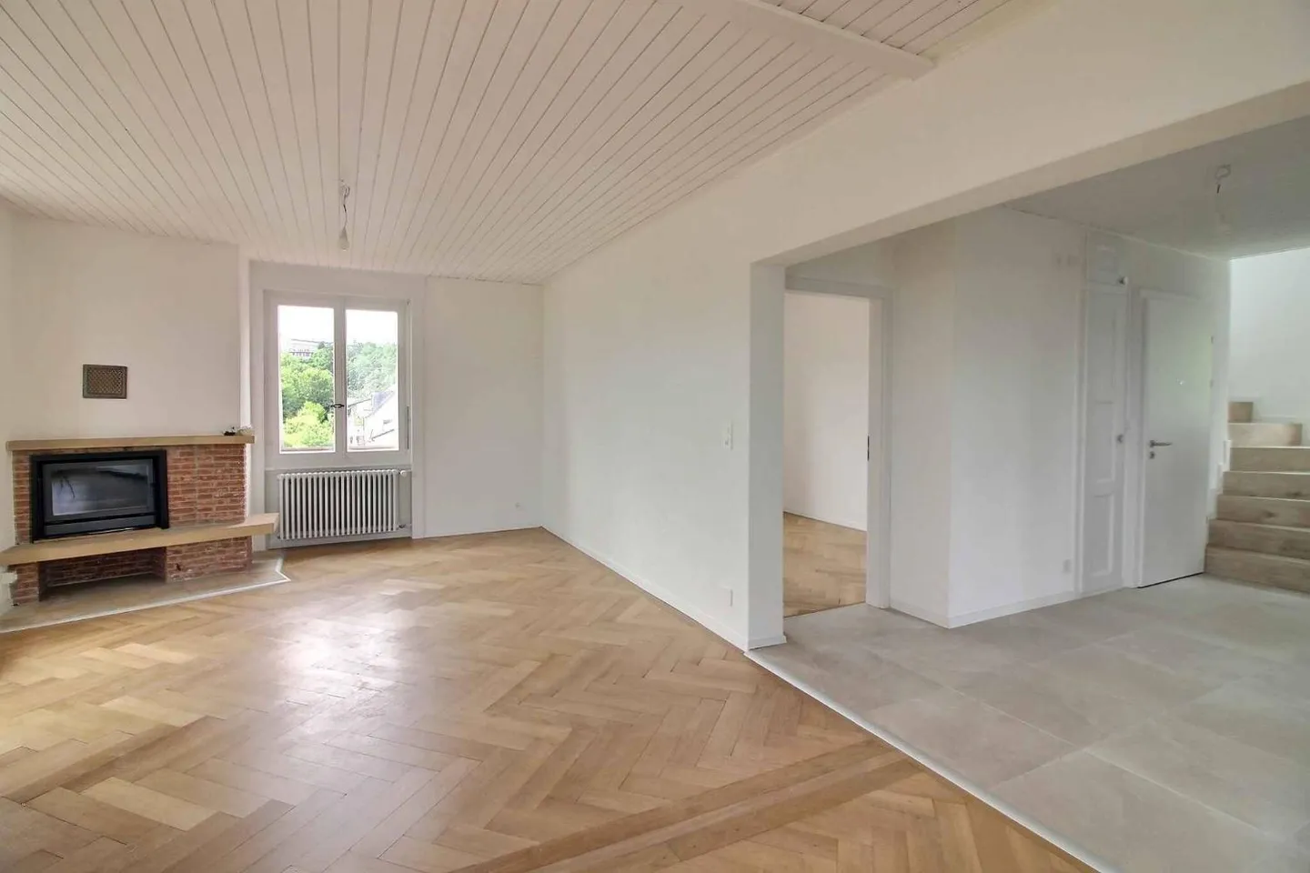 Magnificent duplex apartment fully renovated with stunning lake view - Photo 5 of 12