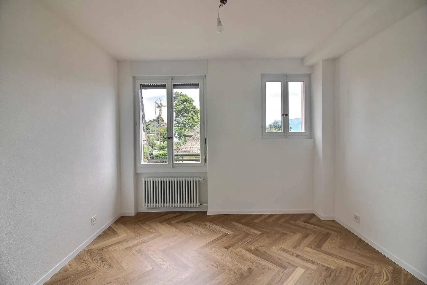 Magnificent duplex apartment fully renovated with stunning lake view - Photo 6 of 12