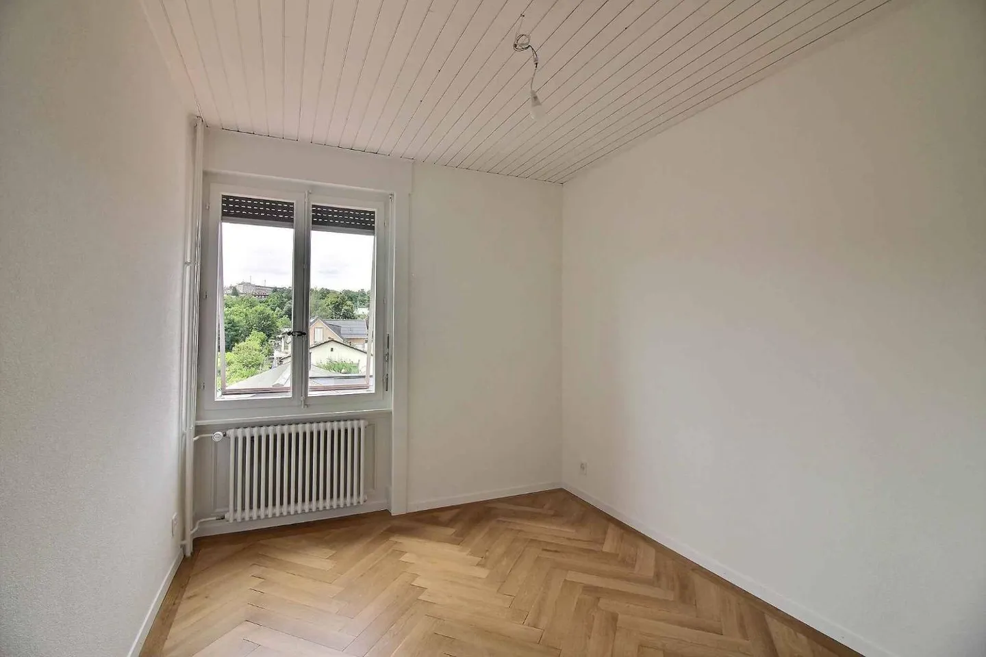 Magnificent duplex apartment fully renovated with stunning lake view - Photo 7 of 12