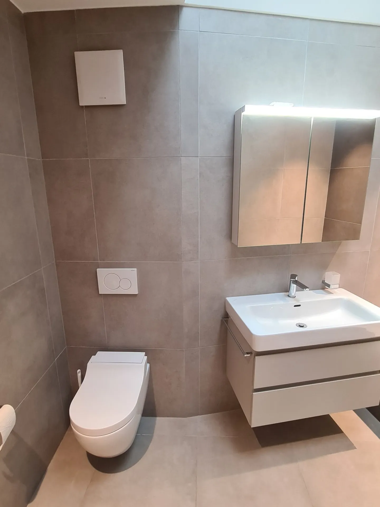 Appartamento di lusso di 3,5 locali in mansarda "oggetto raro" - Foto 8 di 43