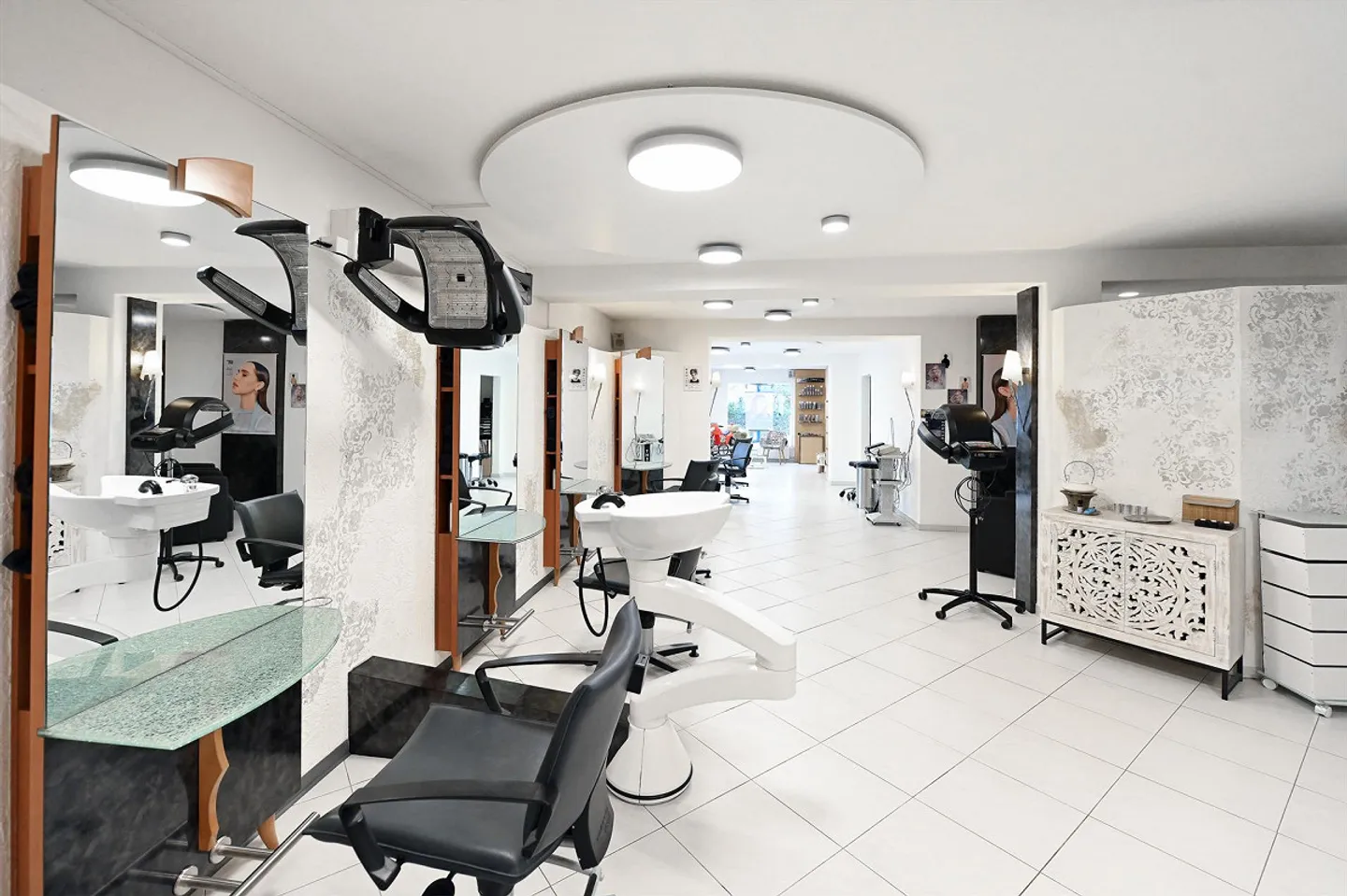 Hairdressing Business in Prime Location in Rothrist - Photo 3 of 7