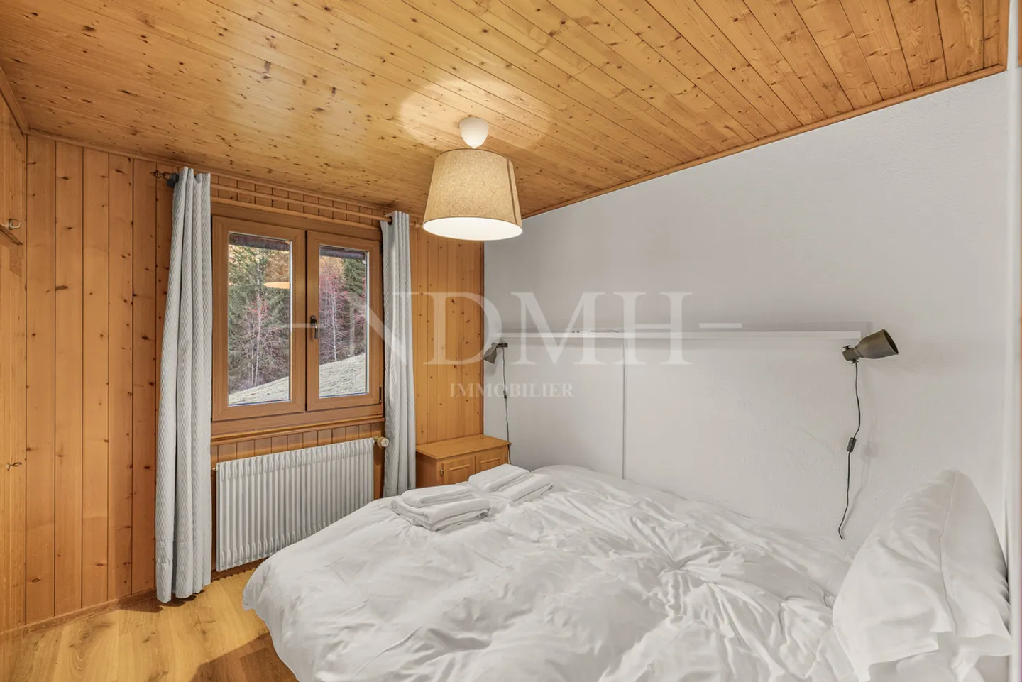 Chalet for sale - Photo 5 of 11