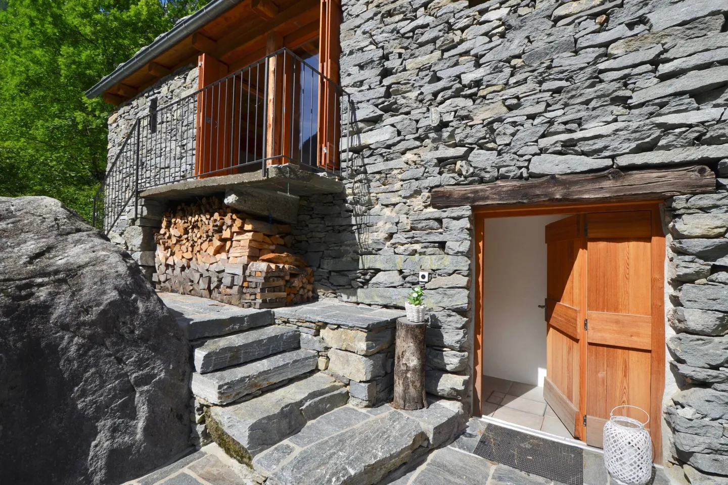 Charmante maison en pierre au milieu de la verdure - Photo 31 sur 38