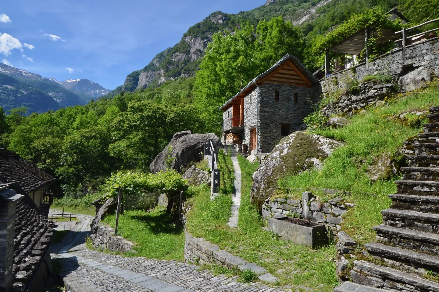 Charmante maison en pierre au milieu de la verdure - Photo 34 sur 38