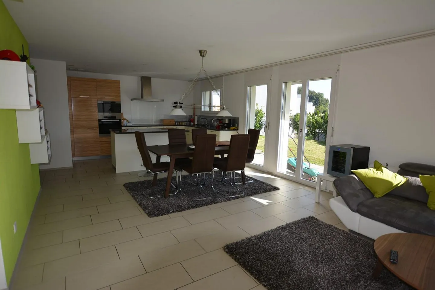 Beautiful 3.5 Room Garden Apartment - Photo 10 of 13