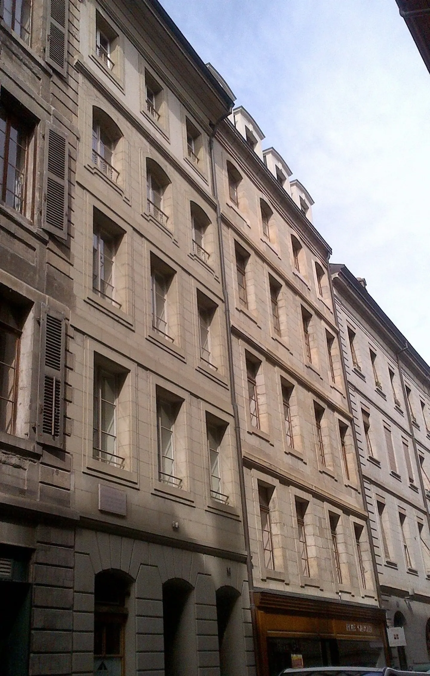 Apartment for rent - Photo 1 of 7