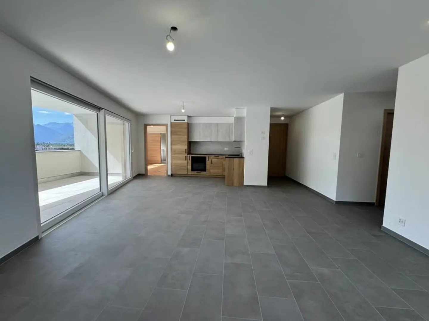 Neue 4,5-Zimmer-Wohnung im Zentrum von Riddes - Foto 1 von 13