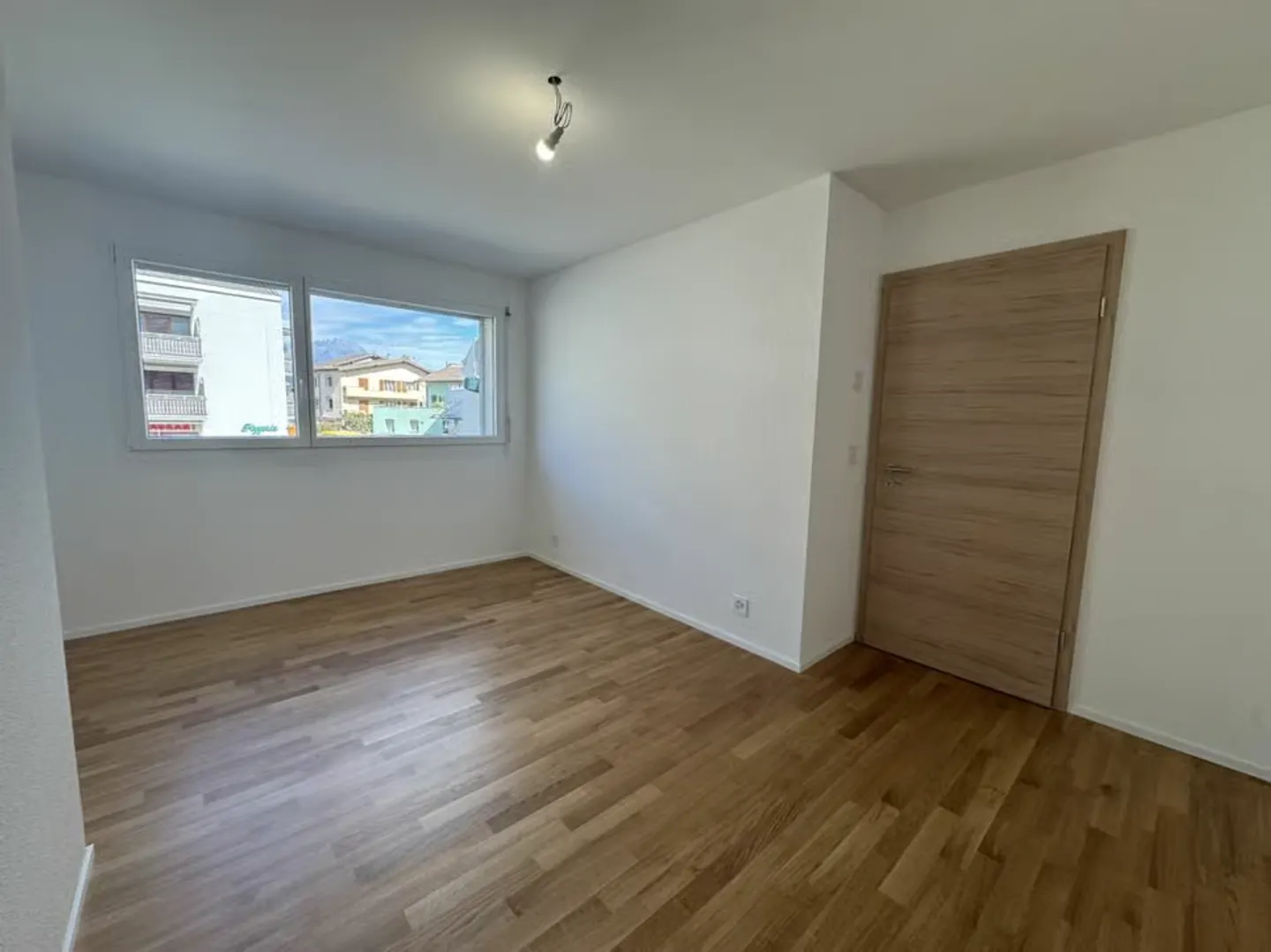 Neue 4,5-Zimmer-Wohnung im Zentrum von Riddes - Foto 13 von 13