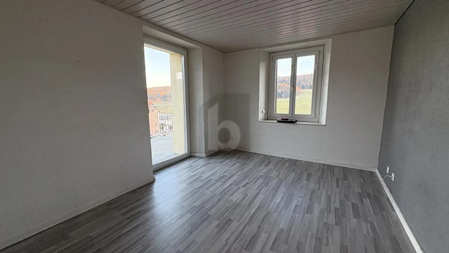 Appartement Charmant avec Terrasse - Photo 4 sur 6