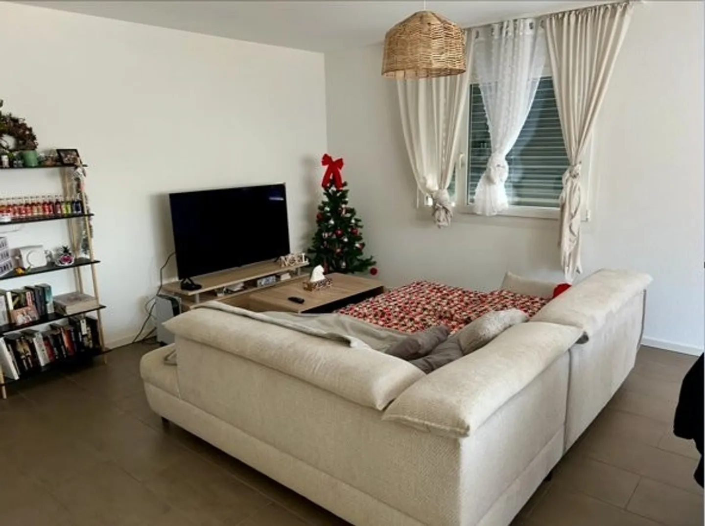 Disponibile subito! Appartamento di 2,5 locali al 1° piano - Foto 2 di 7