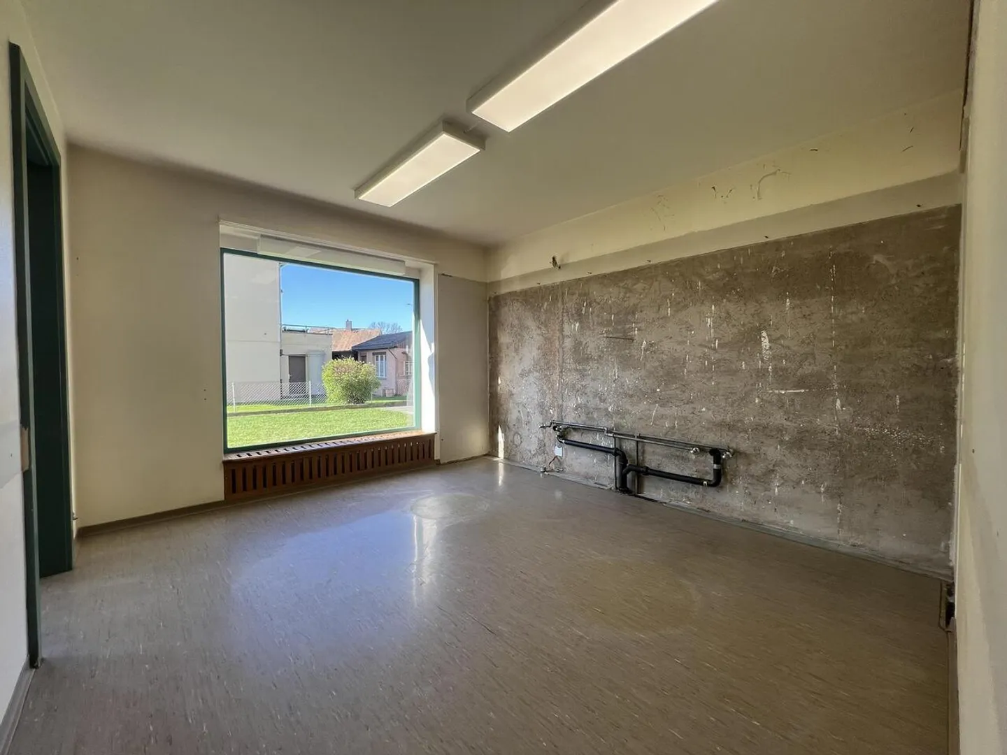 Zu vermieten - Gewerbefläche von 42 m² in Cortaillod - Foto 1 von 4