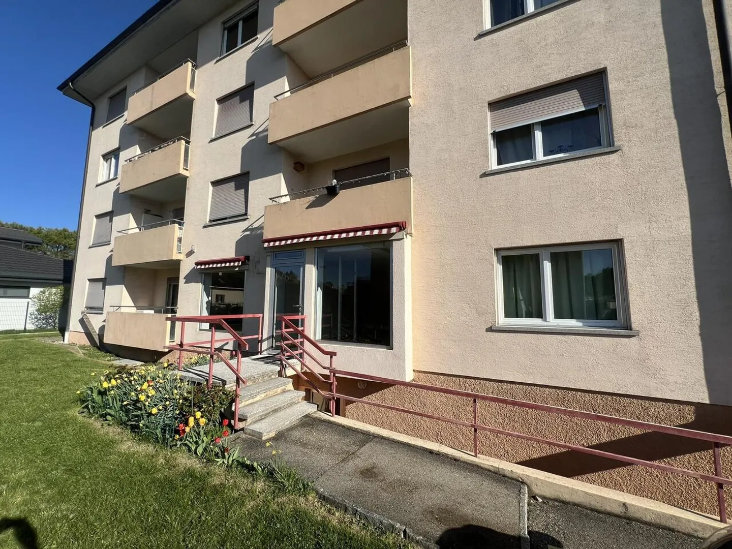 Zu vermieten - Gewerbefläche von 42 m² in Cortaillod - Foto 4 von 4