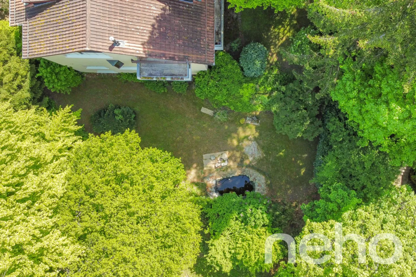 Spacious Attic Duplex in Riehen - Photo 11 of 13