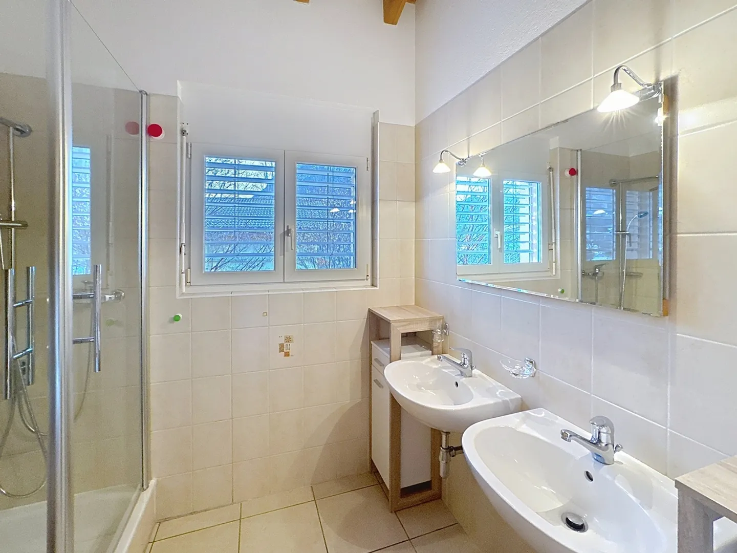 Spacious Family Villa with Sauna - Photo 8 of 26