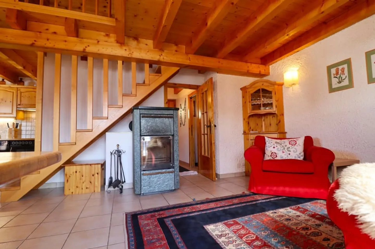 Semi-detached chalet with independent studio and unobstructed view - Photo 3 of 13