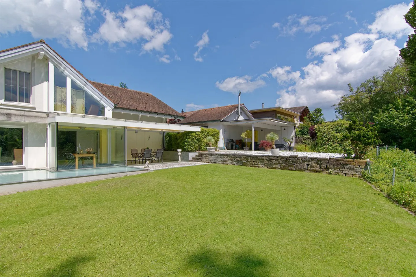 Casa di campagna in una posizione tranquilla e soleggiata - Foto 25 di 26