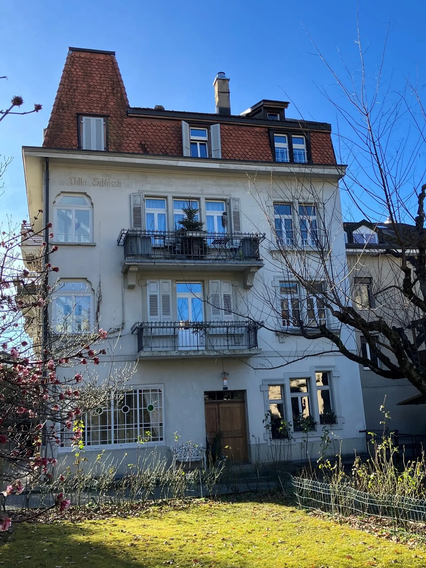 Attico di 5 stanze in una casa in stile Jugendstil in posizione centrale - Foto 1 di 15