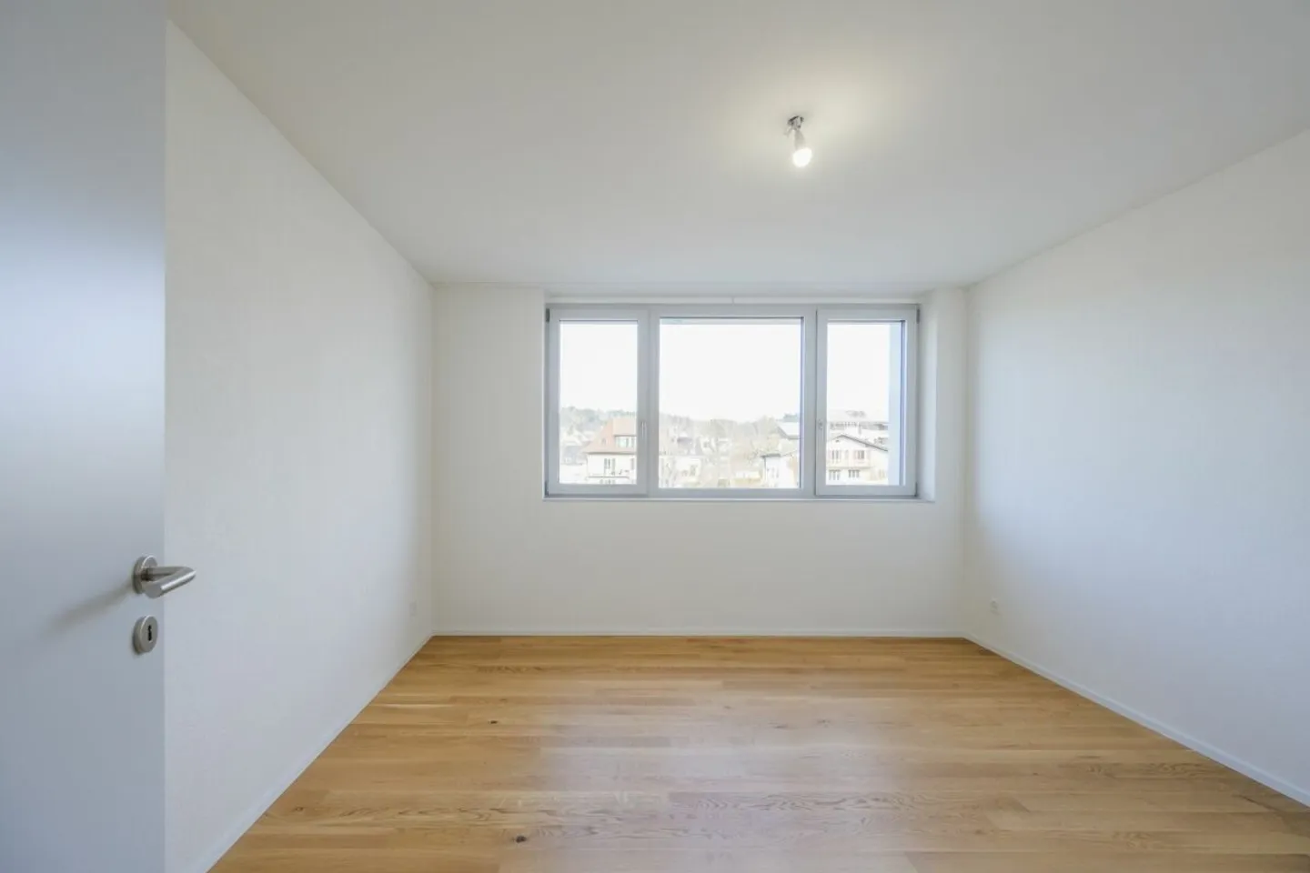 Very nice 3.5-room apartment completely new with balcony-loggia - Photo 7 of 10