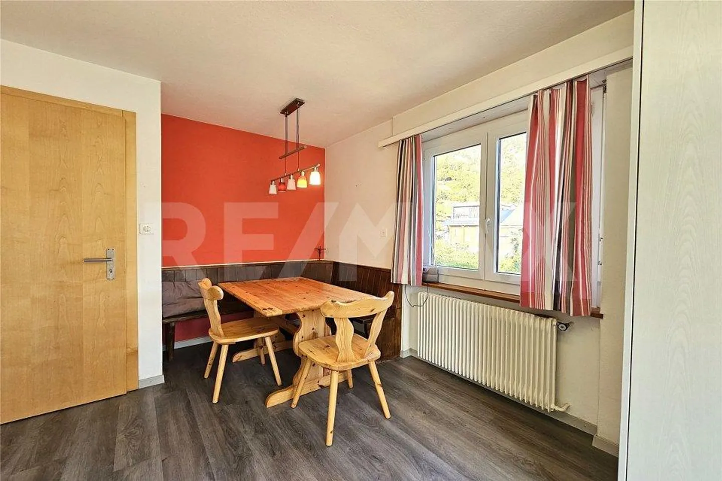 Appartement 4.5 pièces - Photo 4 sur 13