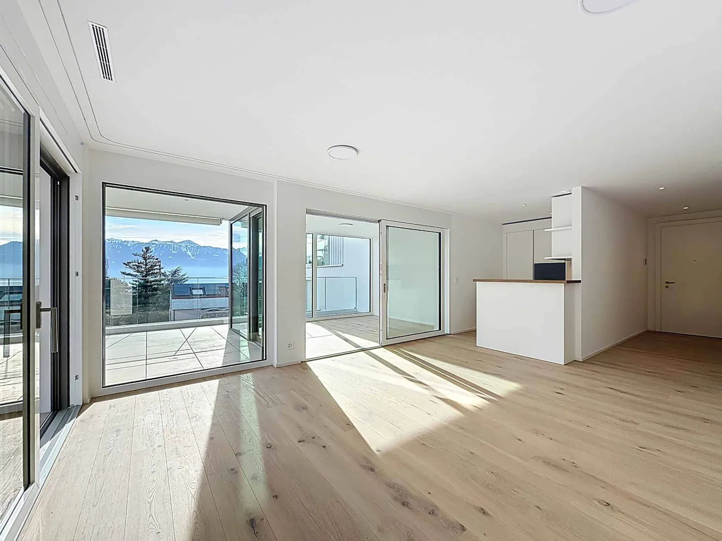 Appartamento in vendita - Foto 4 di 12