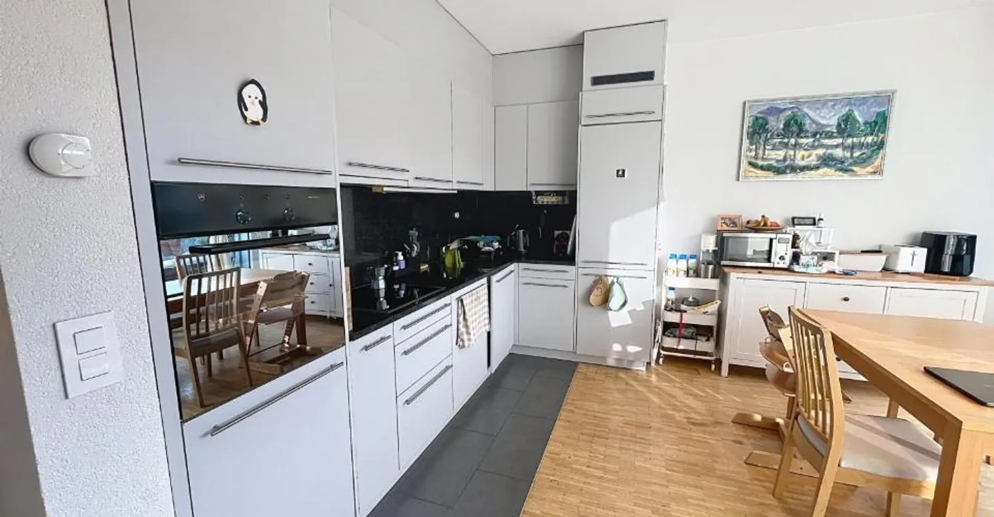 Schöne 3,5-Zimmer-Wohnung im 2. Stock in Epalinges - Foto 2 von 9
