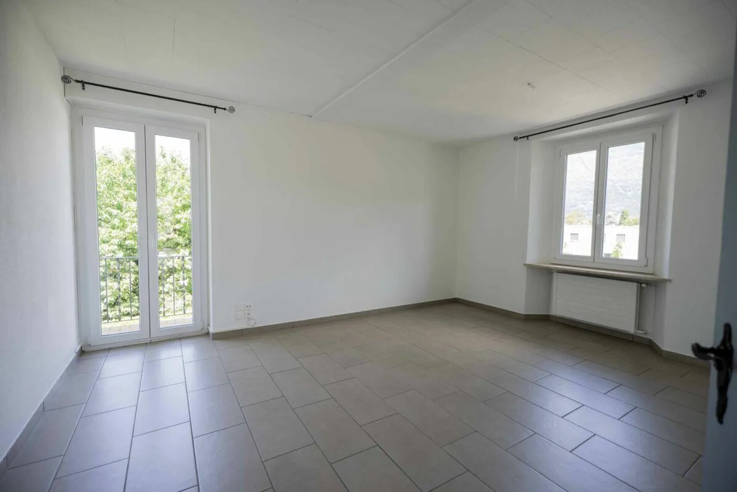 Vendiamo interessante casa a Camorino - Foto 13 di 16