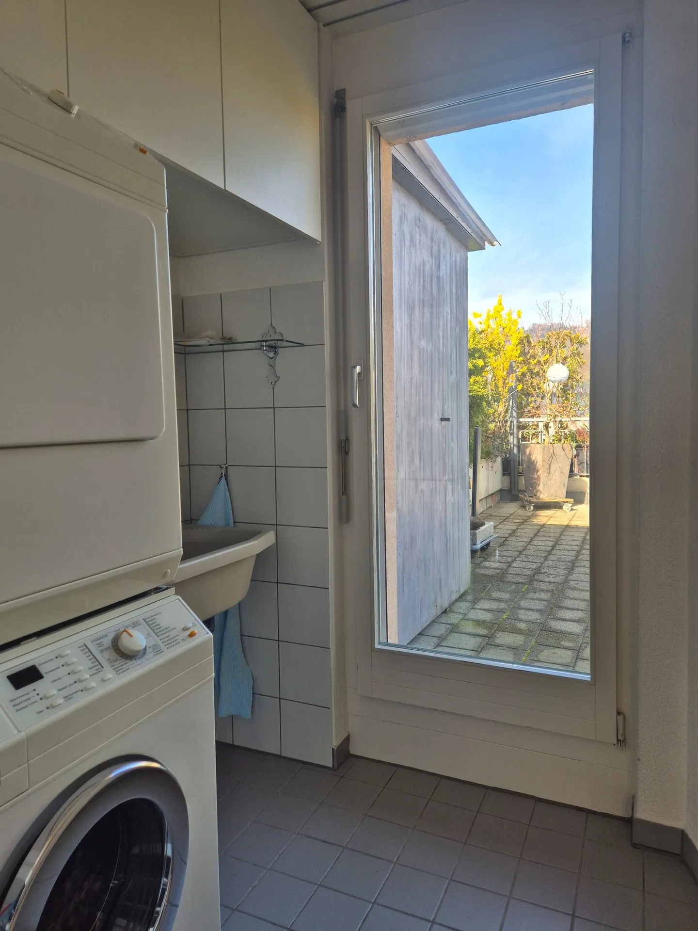 Appartamento attico su due livelli con terrazza di 36 m2 - Foto 7 di 8