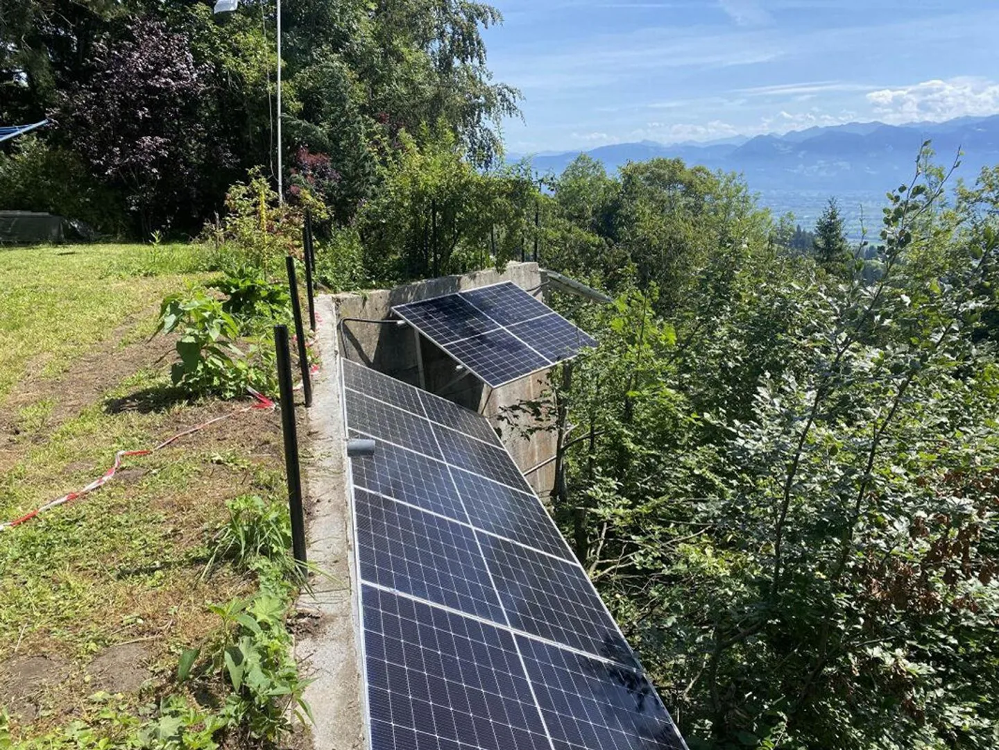 Residential house with holiday home character in dream location - Photo 10 of 13