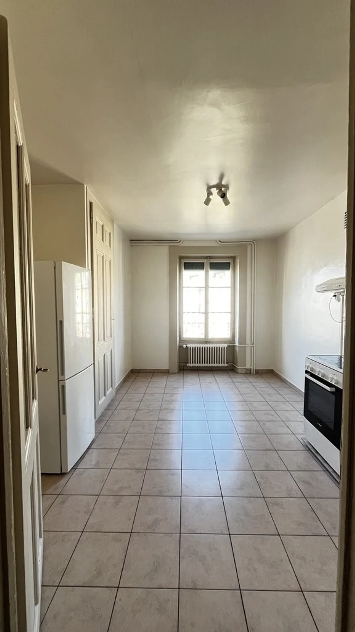 Appartamento con 3,5 stanze - vicino alla stazione e al tram - Foto 5 di 10