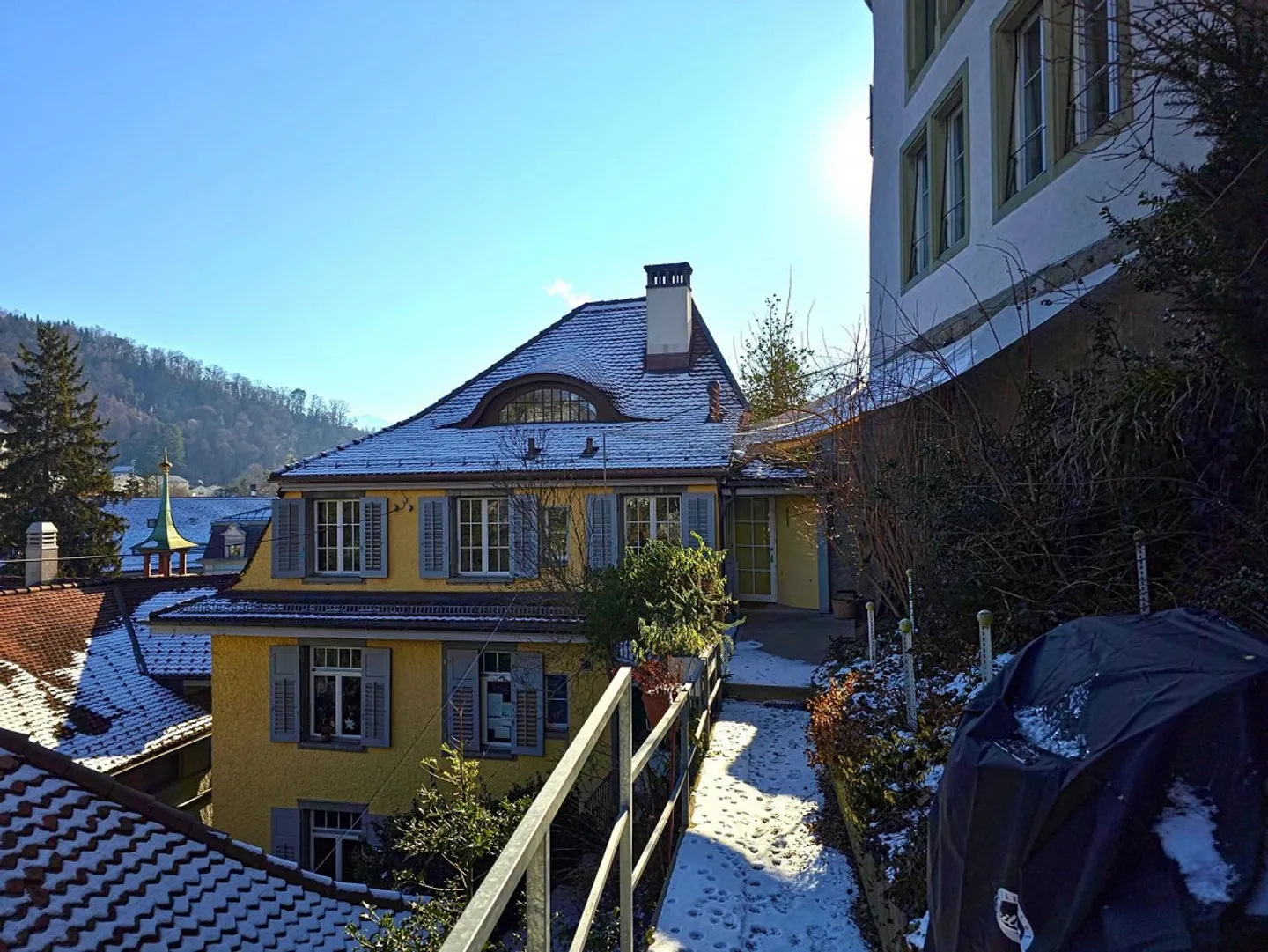 Appartamento cittadino unico e affascinante di 3½ stanze a Thun! - Foto 1 di 13