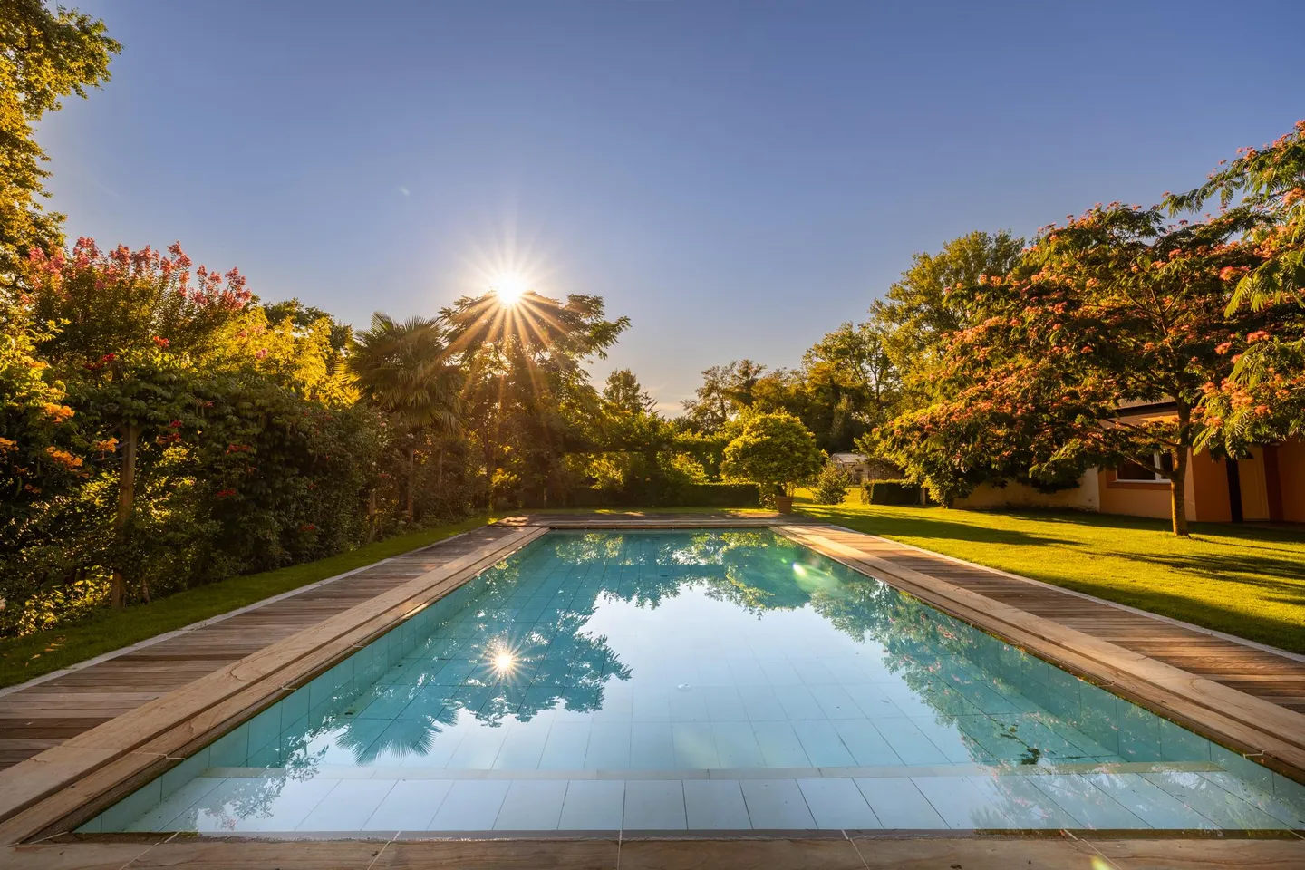 Casa di Lusso Isolata Vicino a Losanna - Foto 1 di 14