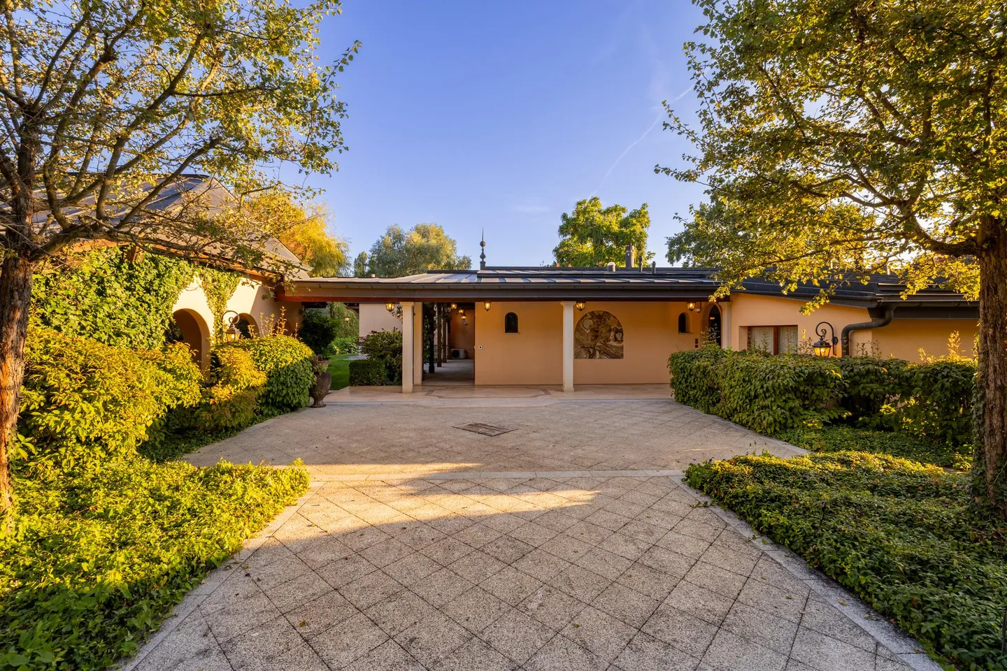 Casa di Lusso Isolata Vicino a Losanna - Foto 3 di 14