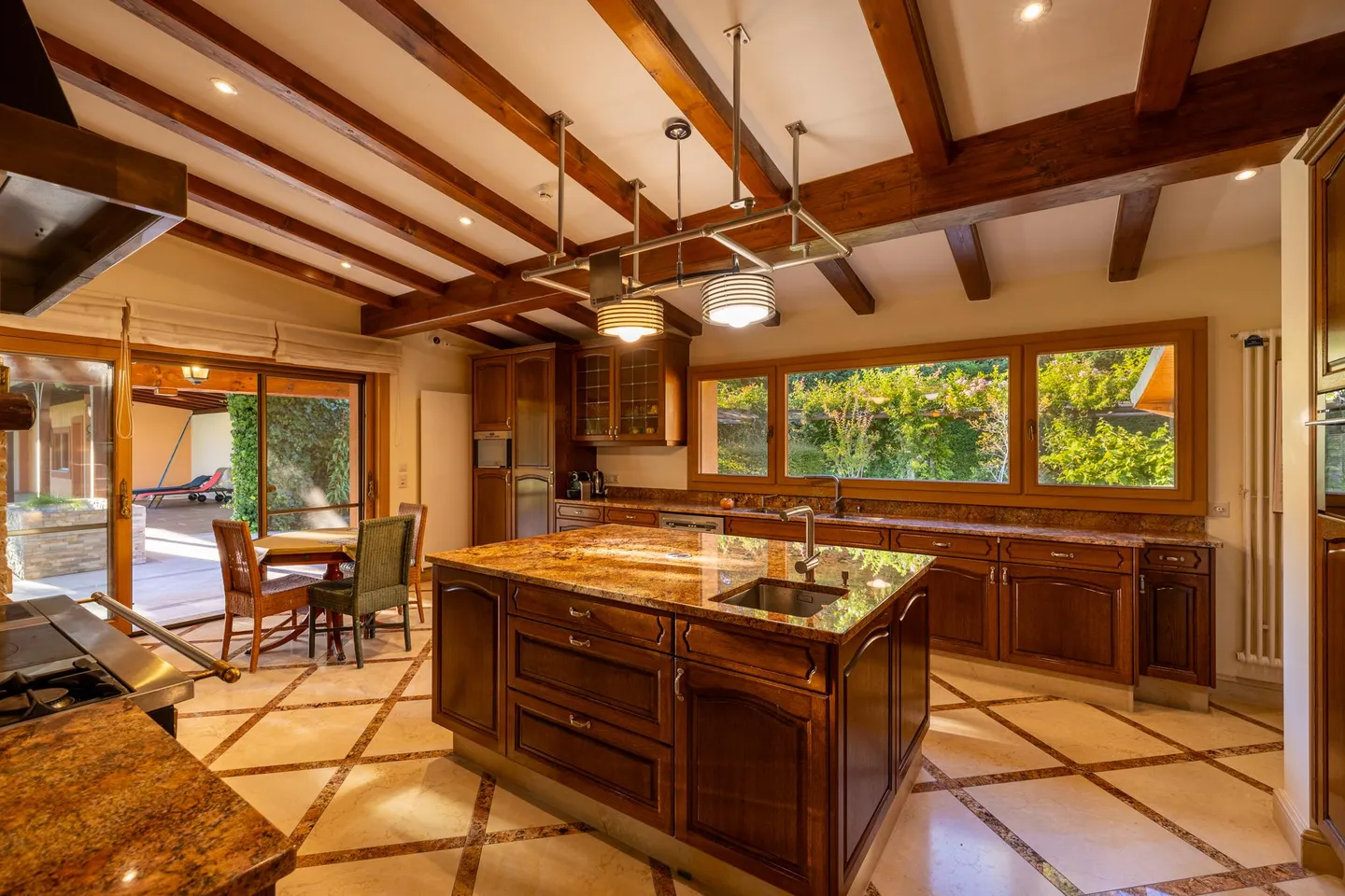 Casa di Lusso Isolata Vicino a Losanna - Foto 7 di 14