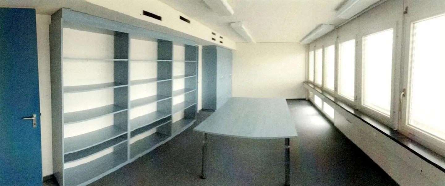 Spazi commerciali/uffici ideali a Unterengstringen 180m2 (da 55m2) - Foto 2 di 3