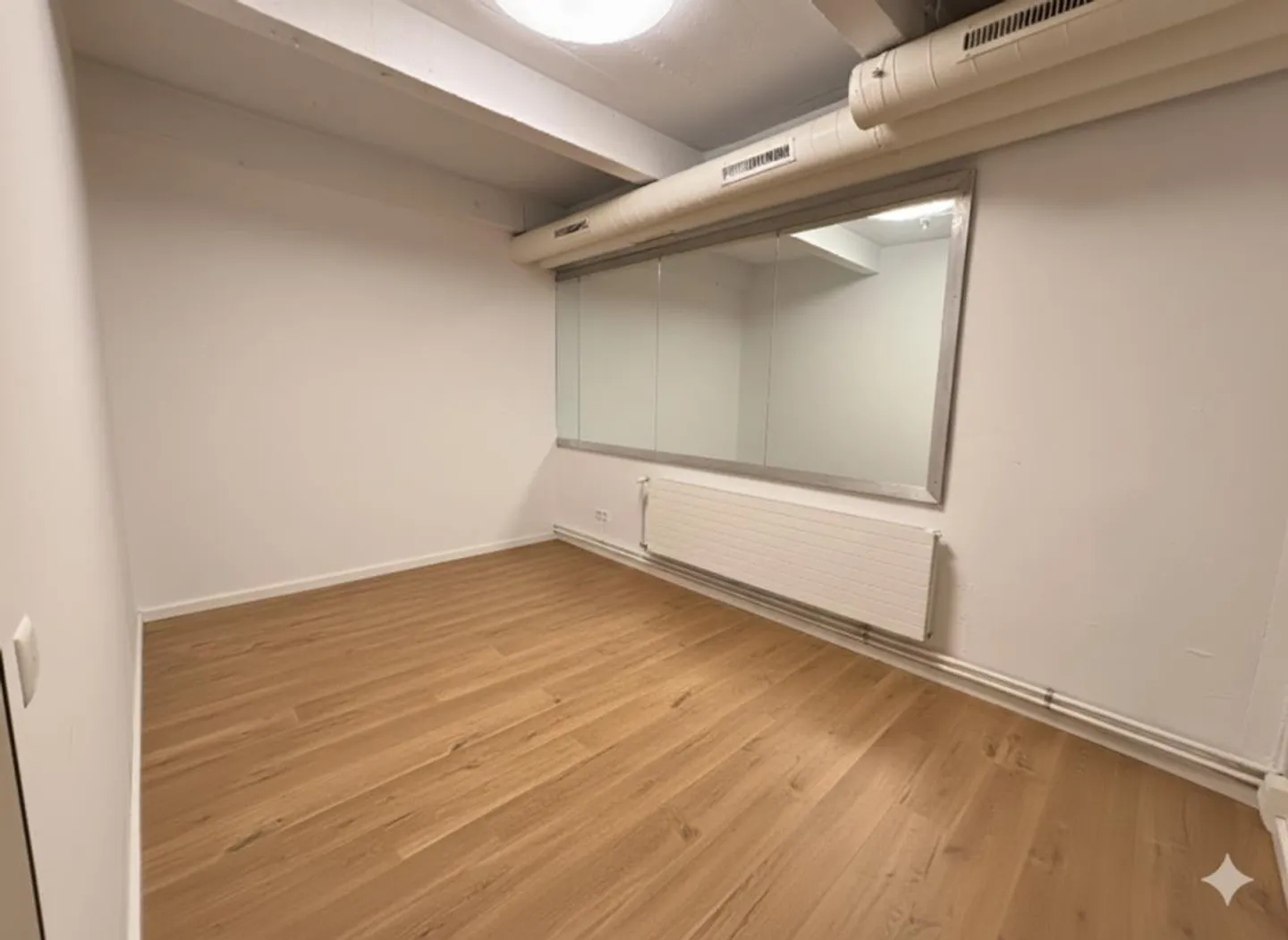 Ufficio di 163 m2 nel Quartiere du Flon - Foto 4 di 4