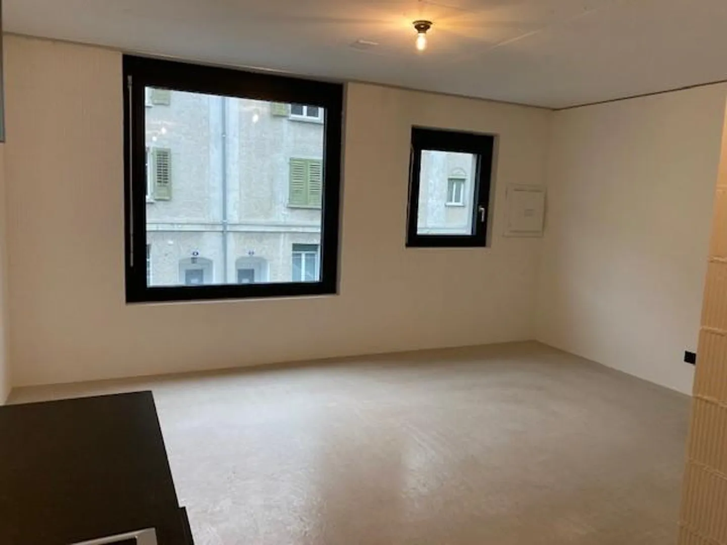 Style de vie urbain dans un quartier résidentiel charmant ! - Photo 3 sur 5