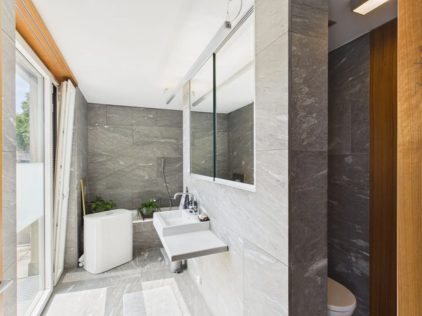 Vivere privilegiato con vista lago e privacy - Foto 5 di 7