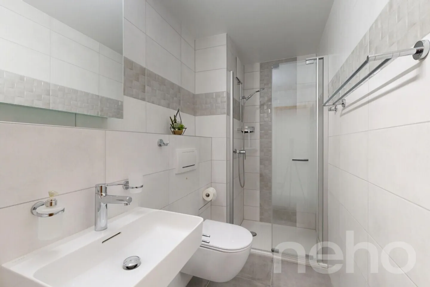 Appartamento di 160 m², 5,5 locali con garage e vista libera in zona tranquilla - Foto 10 di 12