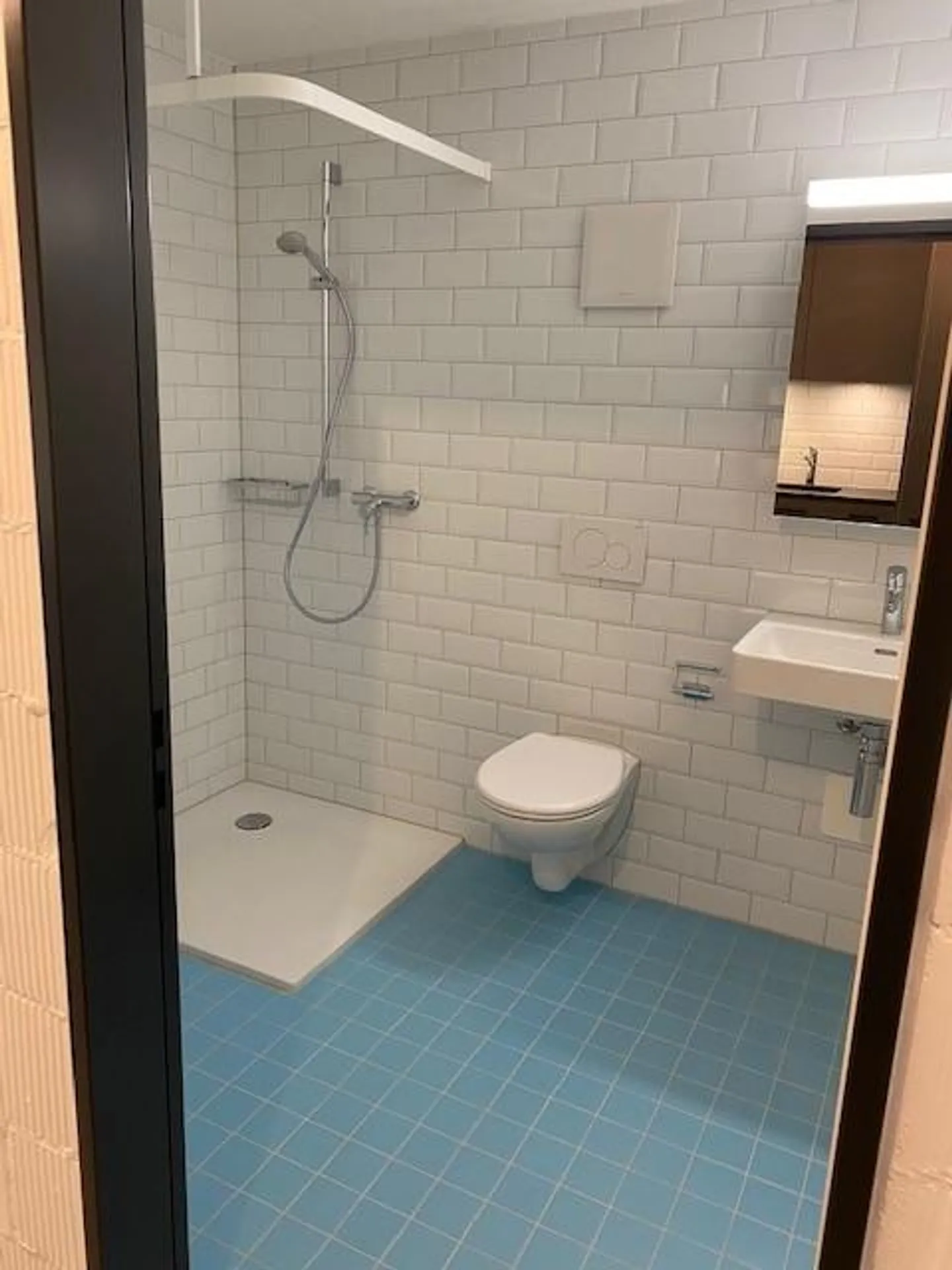 Style de vie urbain dans un quartier résidentiel charmant ! - Photo 5 sur 5