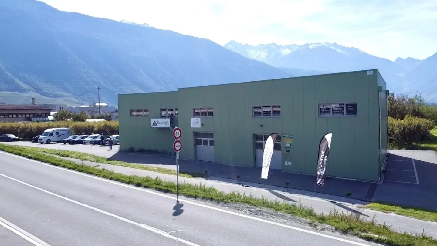 Capannone in vendita a Fully, ideale per artigiani e PMI - Foto 5 di 5