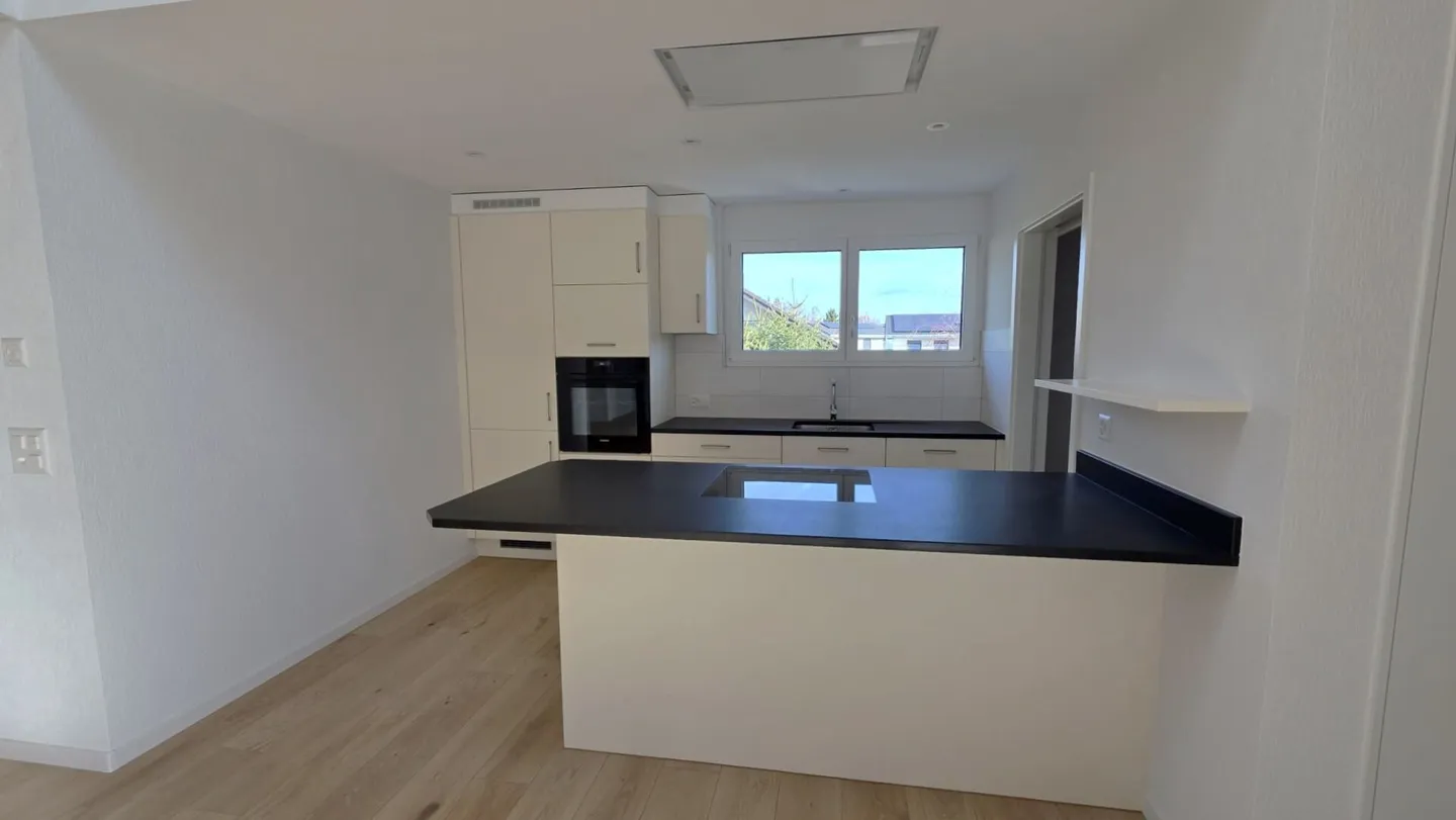 NEW! QUIET, MODERN, WITH A VIEW - Photo 6 of 16