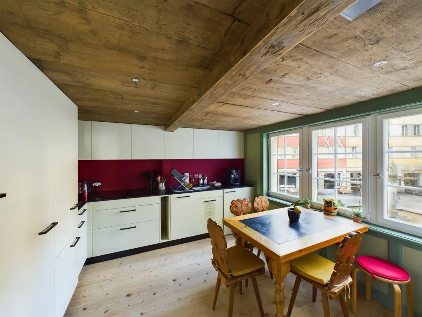 komplett restaurierte 2.5 Zimmer Wohnung im Zentrum von Appenzell! - Foto 2 von 12