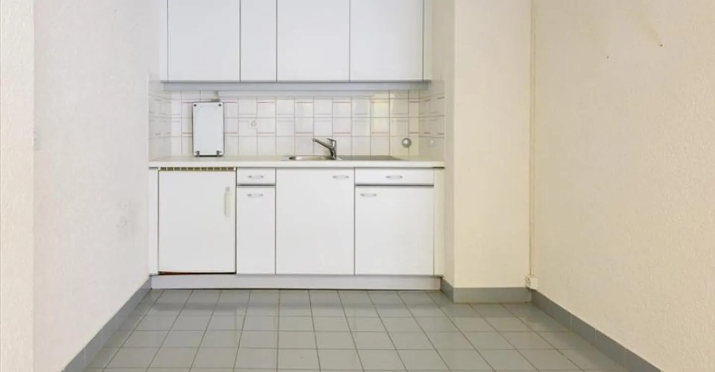 Sehr angenehmes Büro in Avouillons - Foto 3 von 6