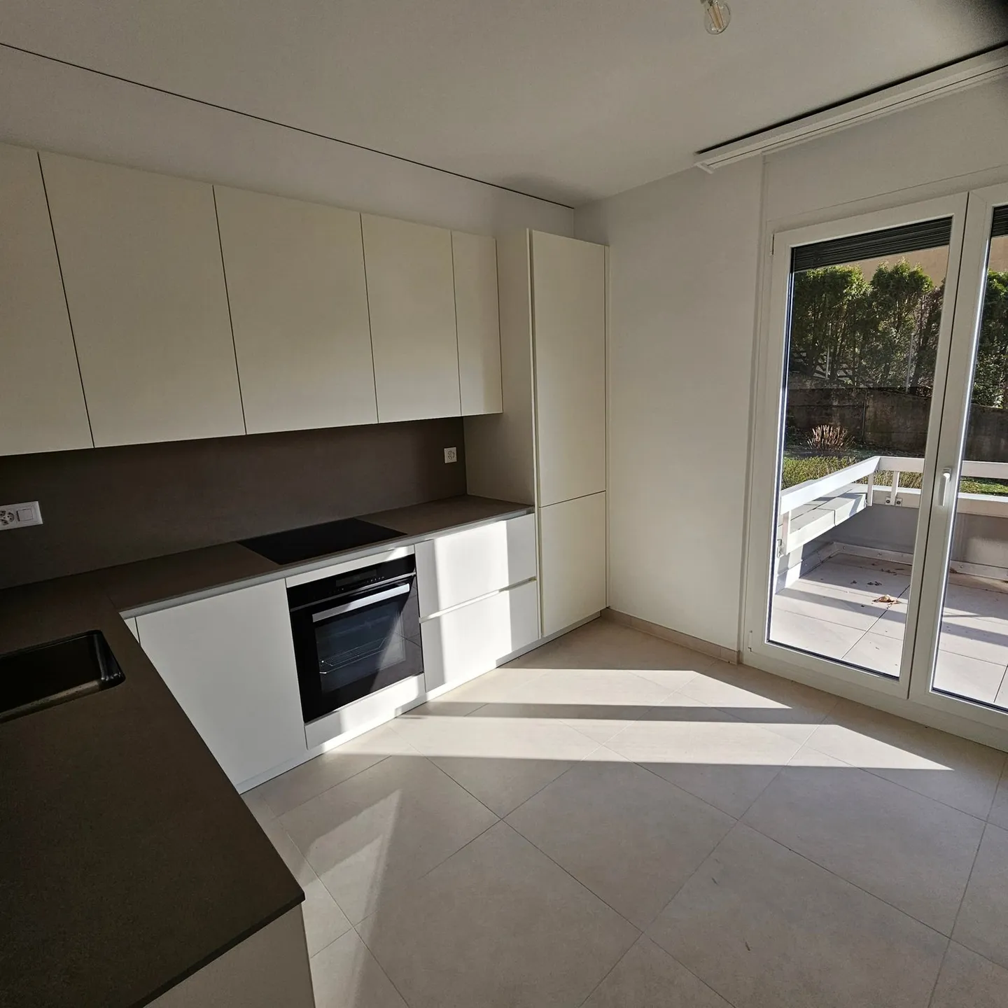 Appartement spacieux de 4,5 pièces à Cadempino - Photo 6 sur 26