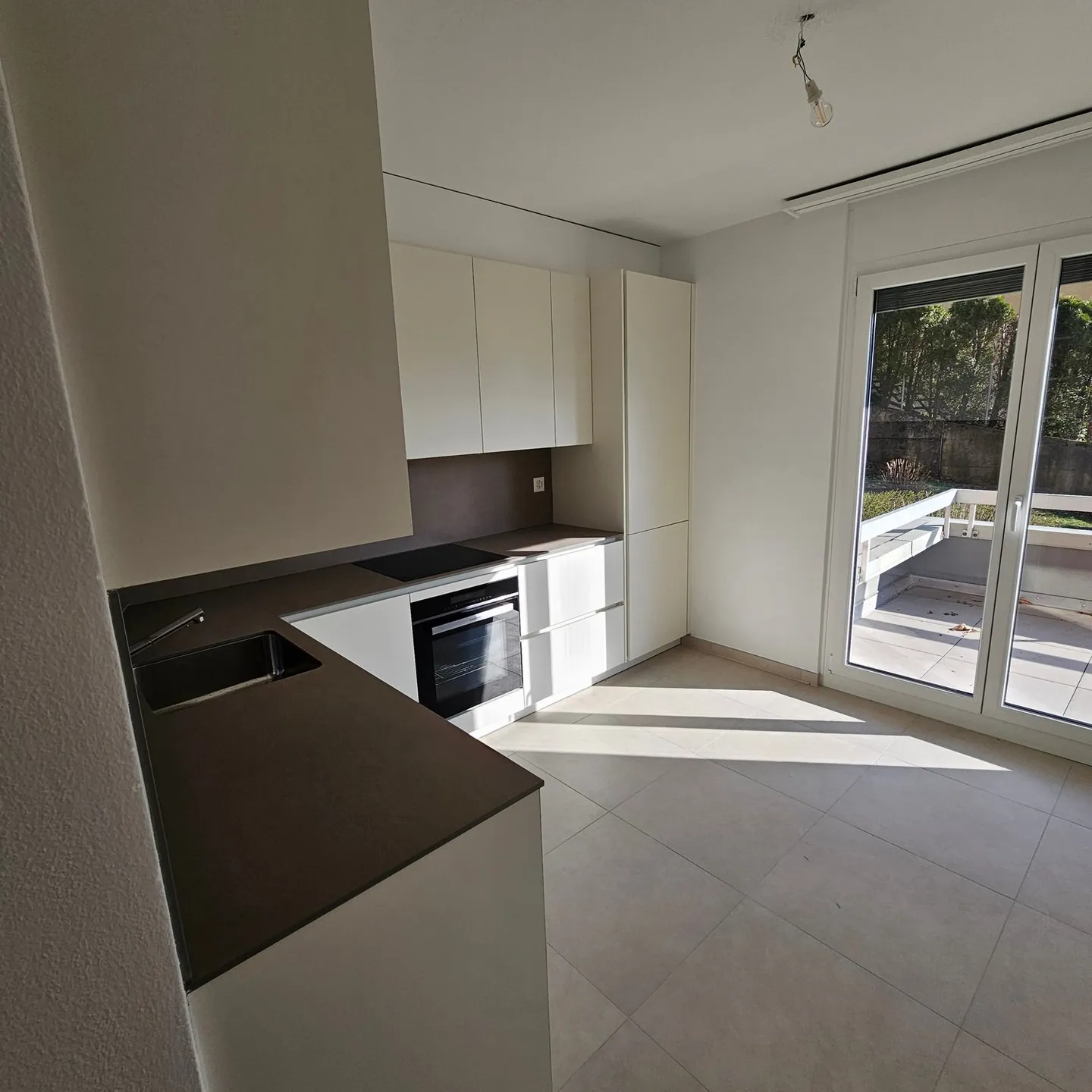 Appartement spacieux de 4,5 pièces à Cadempino - Photo 7 sur 26