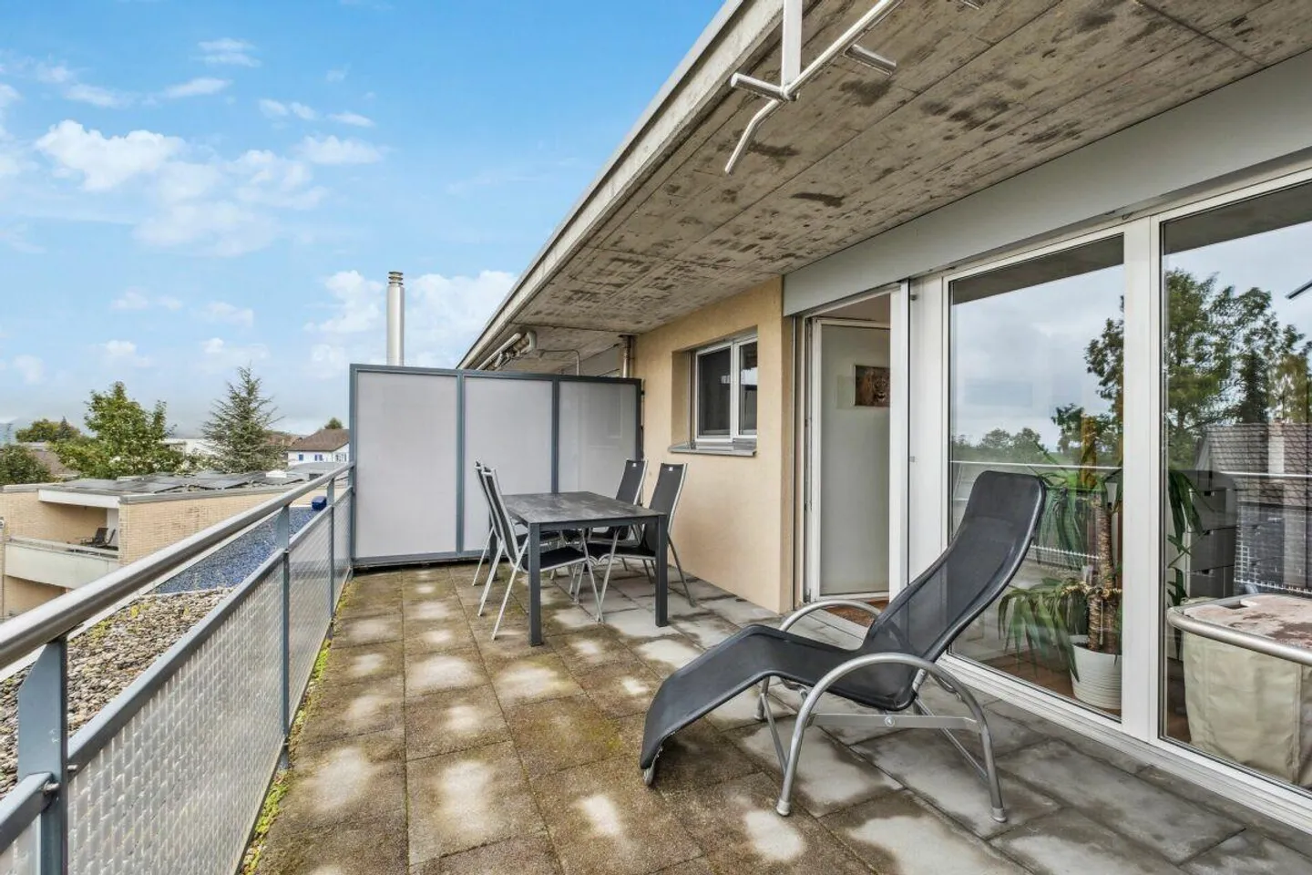 Attic Maisonette with a View - Photo 14 of 14